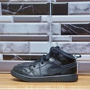 Jordan 1 Mid Triple Black Size 10c Toddler